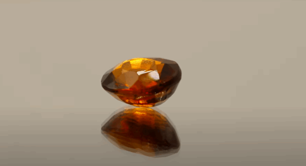 Natural hessonite garnet gemstone 5.07 carats oval cut orange color no treatment loose stone