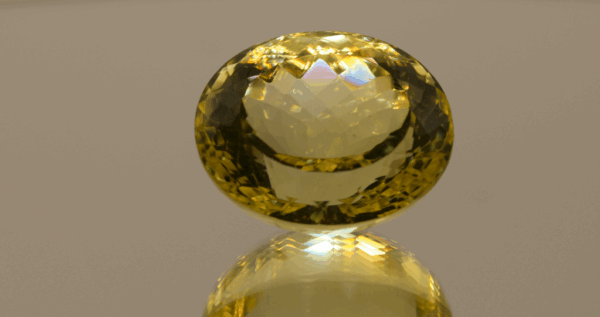 Lemon Quartz gemstone 31.77 carats, natural light yellow oval-cut, premium quality for jewelry