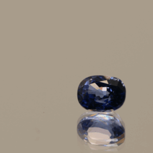 Natural sapphire gemstone, 0.74 carat, oval cut, cornflower blue color, heat-treated, loose gemstone, dimensions 5.39 × 4.08 × 3.52 mm, origin unknown, AIG certified.