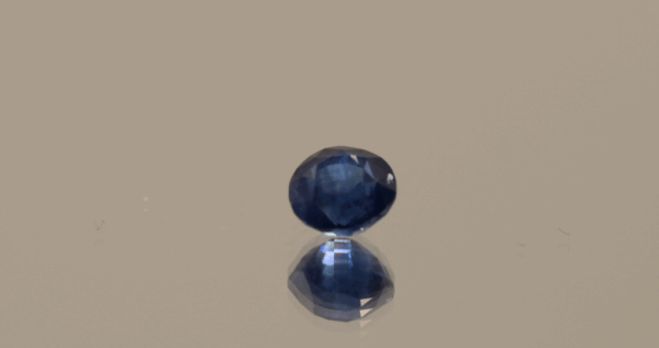 real Royal blue sapphire value, oval sapphire, heat treated, Madagascar origin, 1.11 carat, dimensions 5.66 × 5.23 × 4.21 mm, AIG certified.
