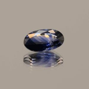oval-shaped sapphire crystal blue, 1.19 carat, 8.40 × 5.16 × 3.24 mm, heat-treated, unknown origin, AIG certified.
