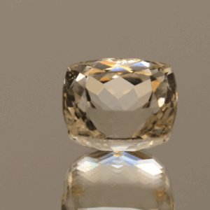 Light yellow square cushion-shaped spodumene, 12.35 carat, 13 × 10.6 × 10.1 mm, no treatment, unknown origin.