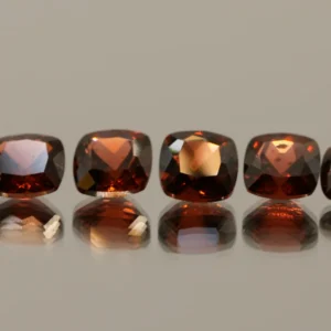 GARNET CUSHION 6.8 CT
