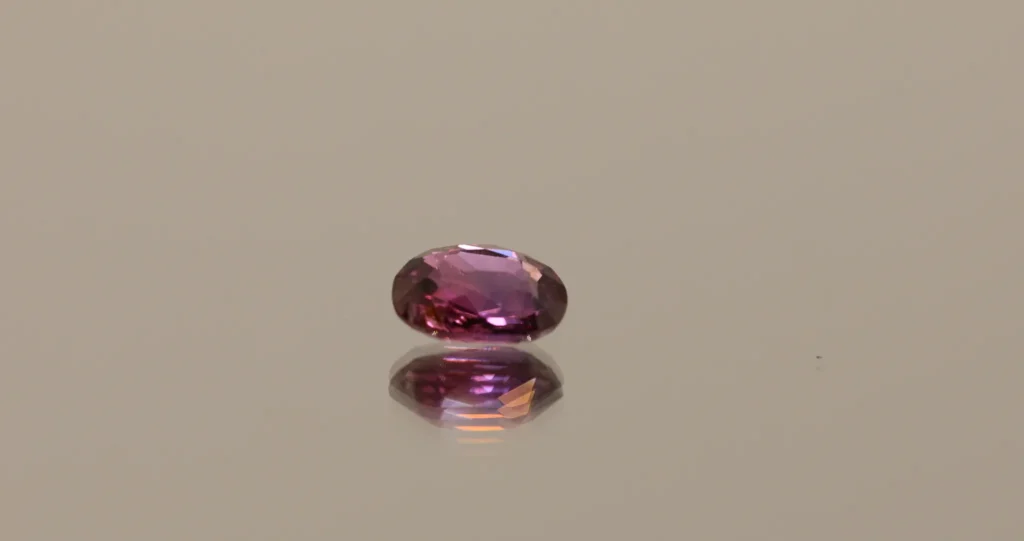 RUBY ROSE RED OVAL 1.3 CT