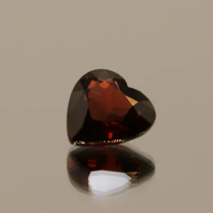 GARNET HEART 3.7 CT