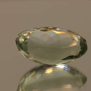 PRASIOLITE OVAL 15.77 CT