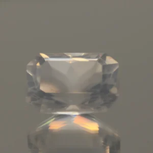 MILKY QUARTZ OCTAGON 9.83 CT
