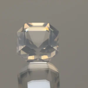 MILKY QUARTZ OCTAGON 9.14 CT
